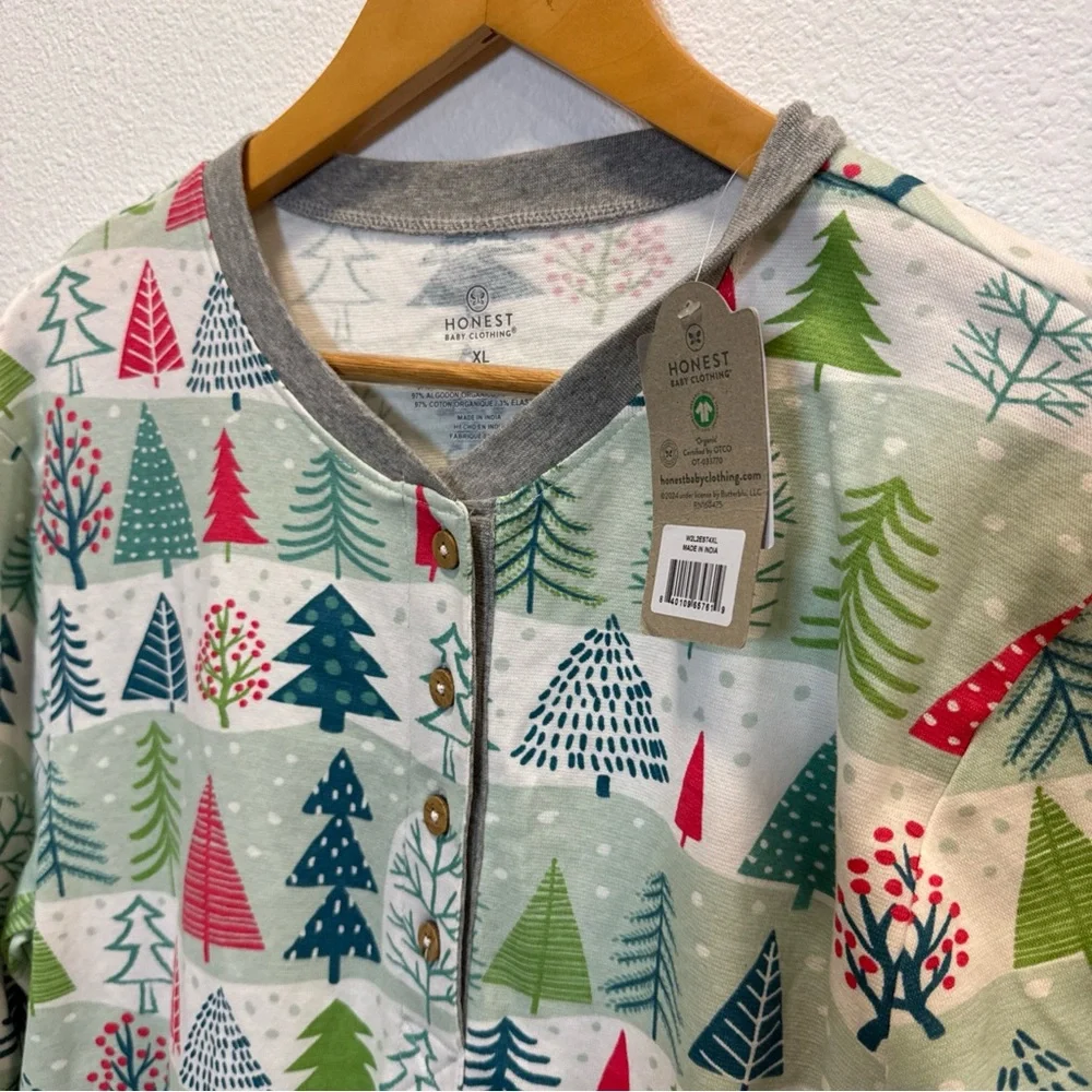Honest Baby Co Festive‎ Tree Print Long Sleeve PJ Shirt